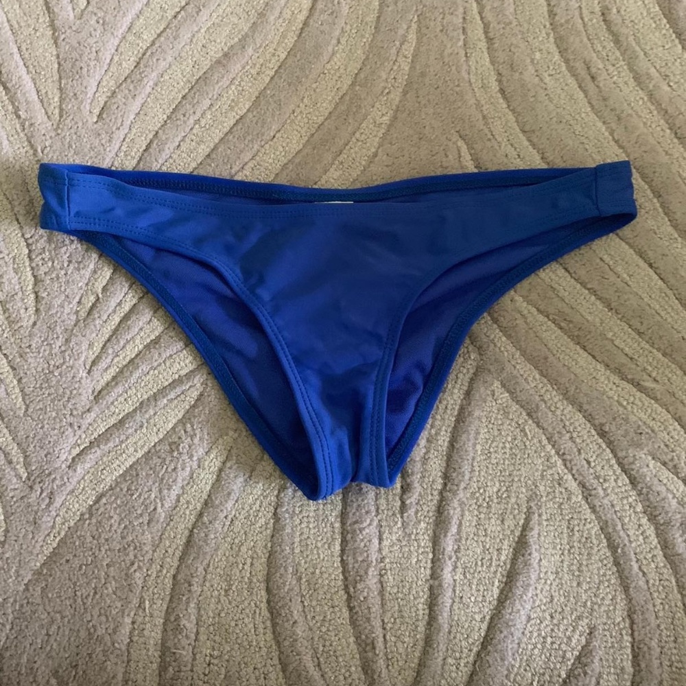 Tilly's bikini bottom